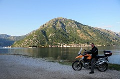 Lungo la baia di Kotor280DSC_2950